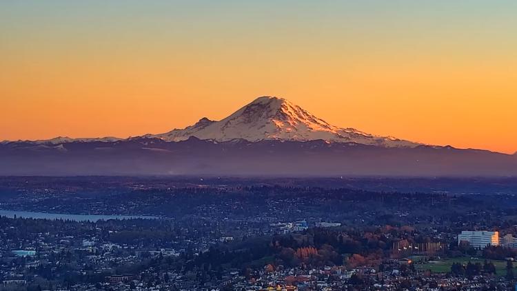  Seattle less than two weeks from first 7 p.m. sunset of 2025 