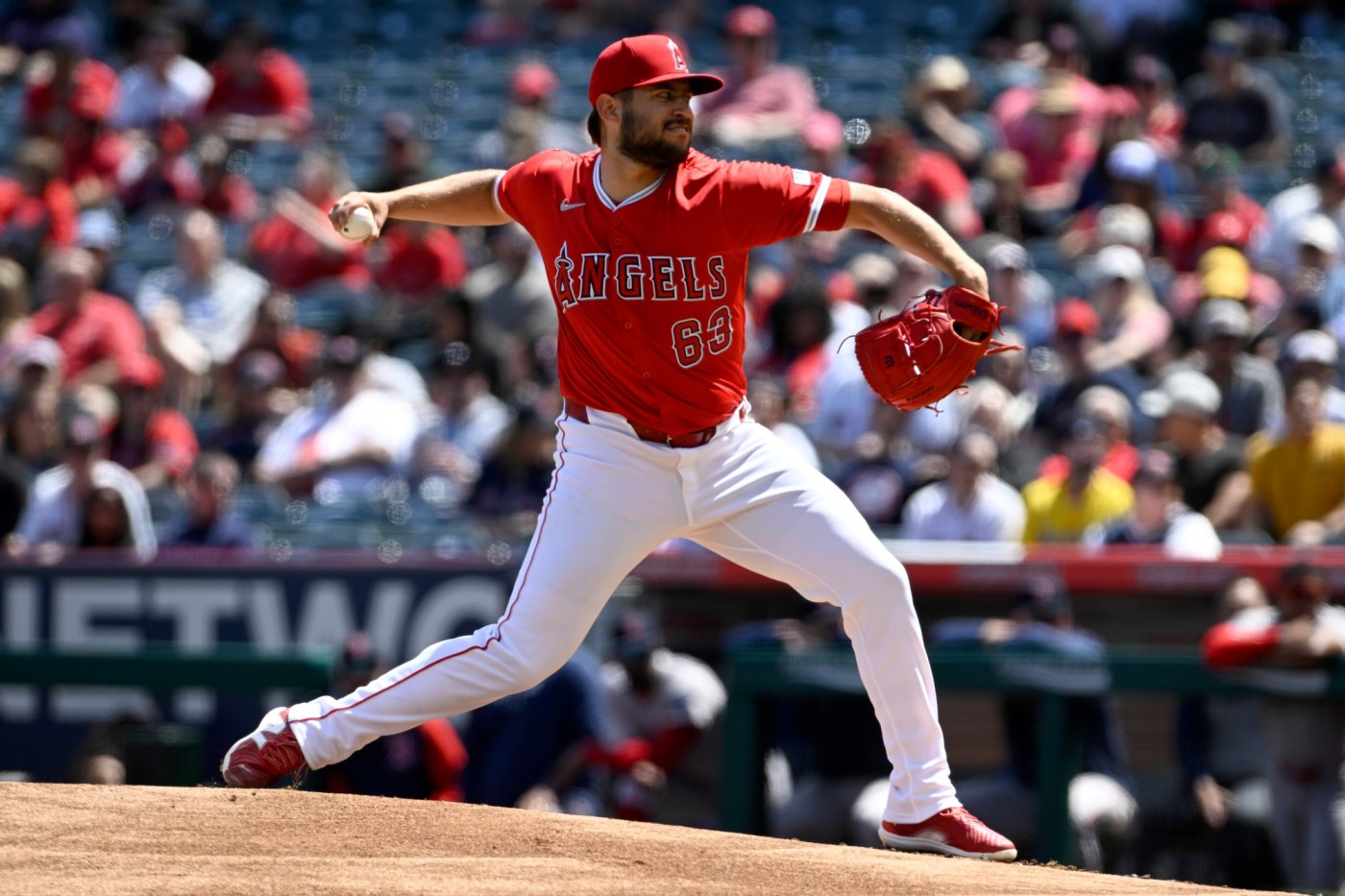  Angels’ Chase Silseth has a clean elbow and a new mindset this spring 