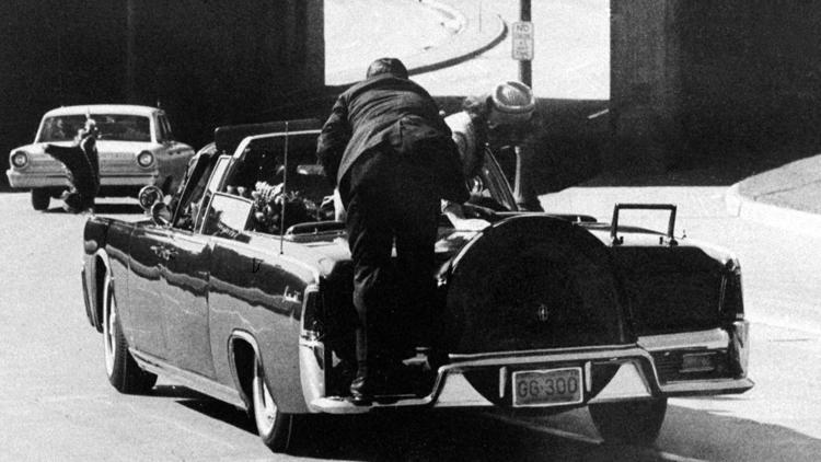  Clint Hill, Secret Service agent who leaped onto JFK's car after the president was shot, dies at 93 