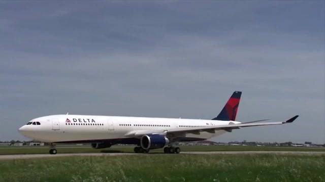  A Delta flight from Atlanta was forced to turn around and evacuate after ‘haze’ was seen in the cabin 