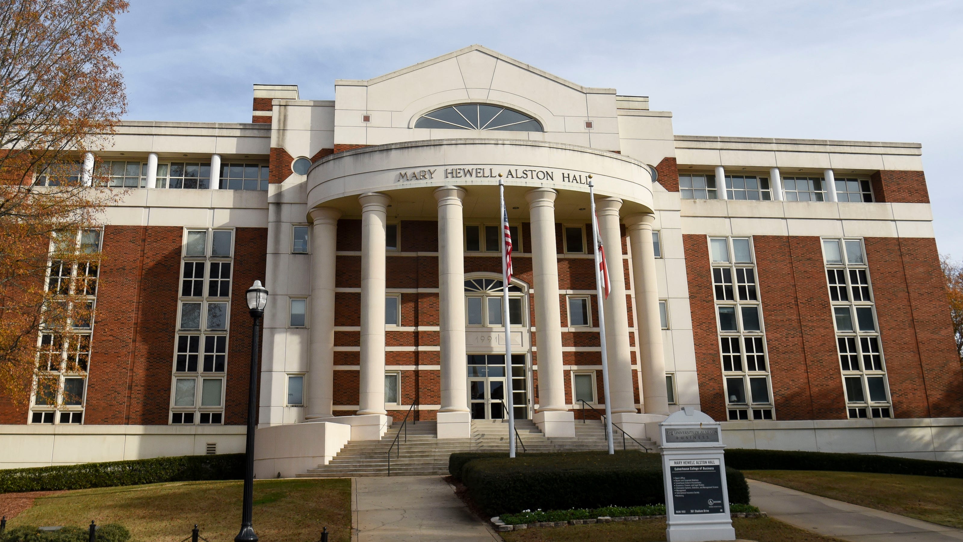  University of Alabama to raise $4M for business school building renovation 