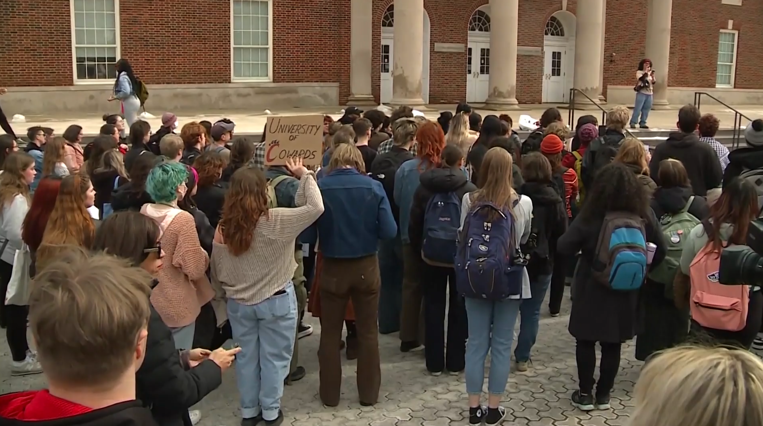  Cincinnati Board of Trustees to meet after protests over DEI changes, Ohio bathroom bill 