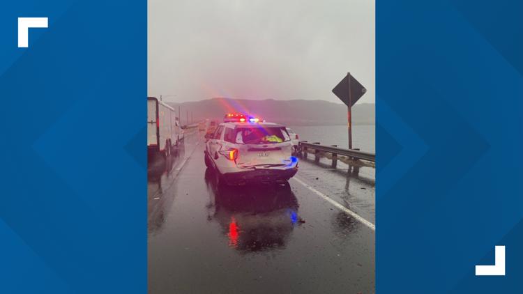  2 injured after speeding driver crashes into Washington State Patrol vehicle on Vantage Bridge 