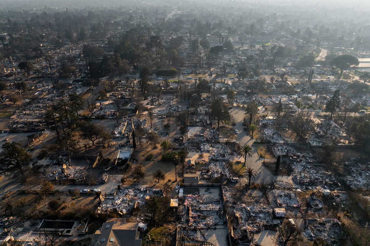  Their Colorado community burned to the ground three years ago. Now they’re helping victims of LA wildfires 