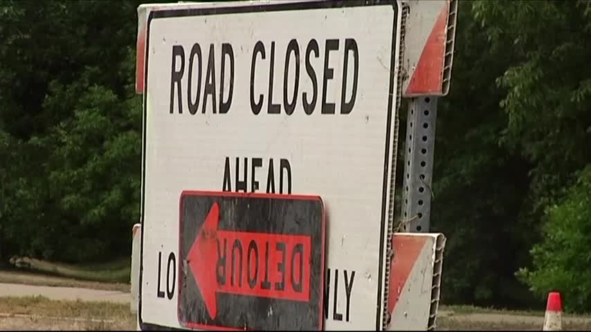  Part of Watertown's Pearl Street closed due to water main break 