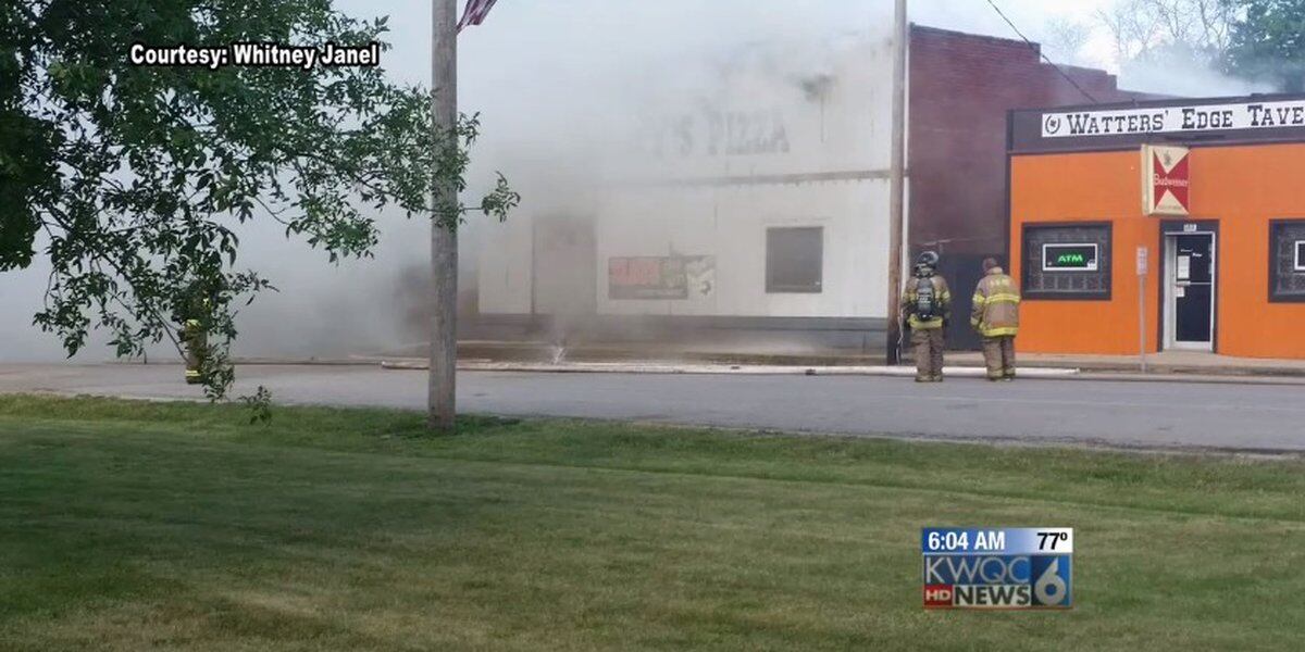  Fire destroys pizza place in Wataga, Illinois 