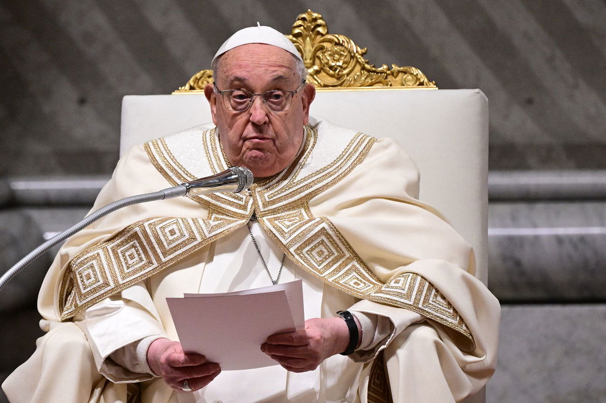  Pope Francis resting and had coffee after suffering sudden respiratory episode 