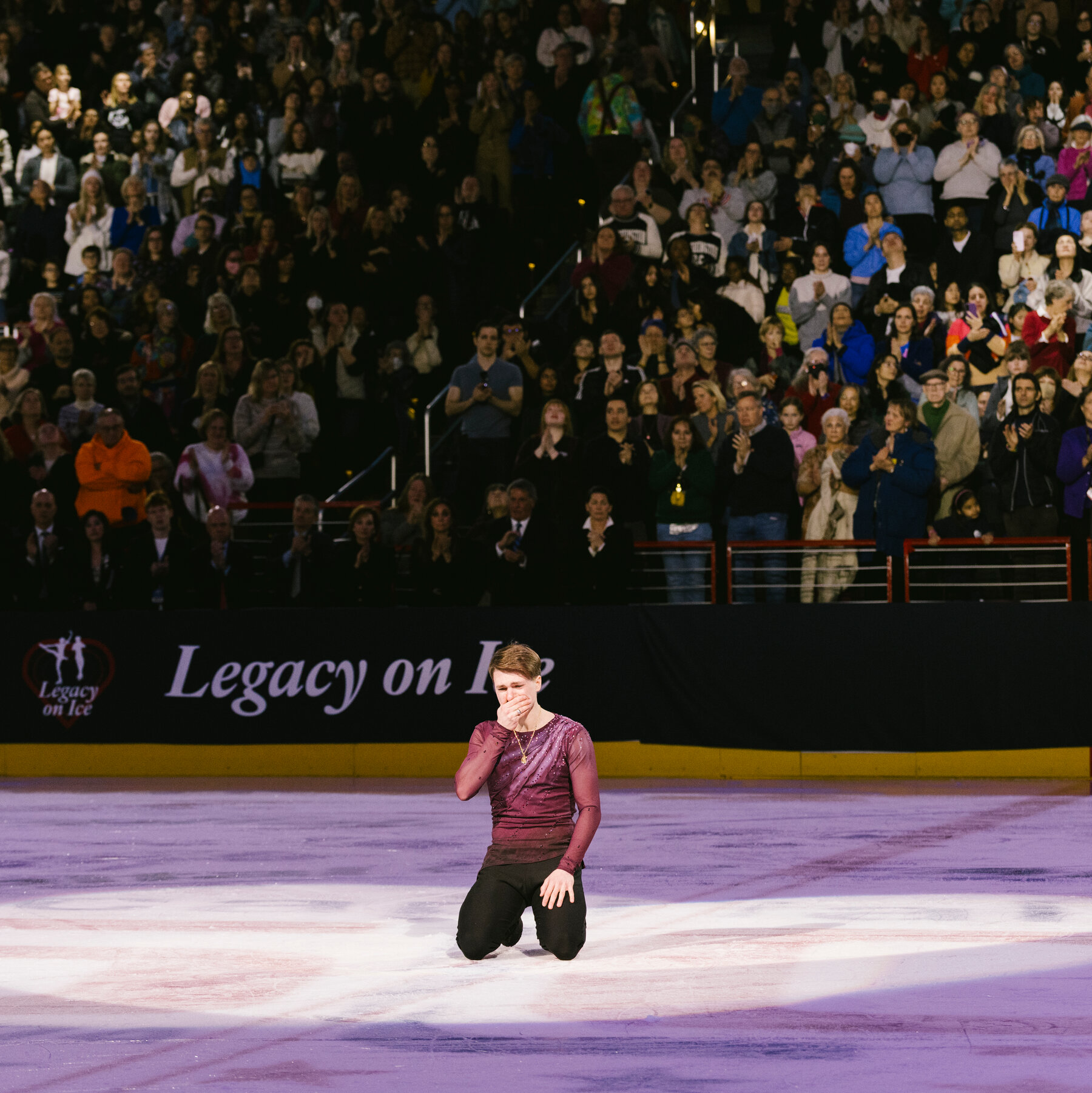  Figure Skating Stars Pay an Emotional Tribute to the D.C. Plane Crash Victims 