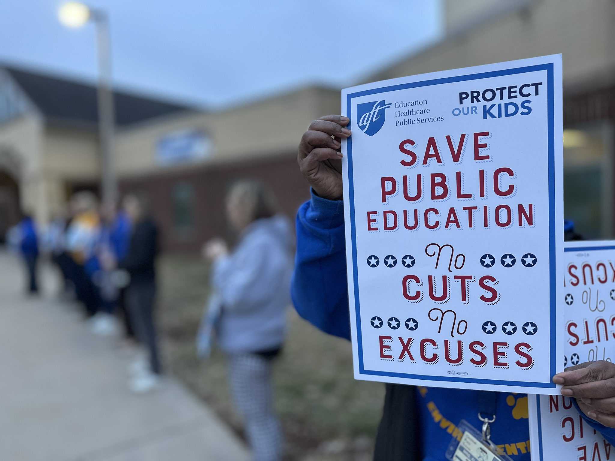  Cincinnati teachers to join 'clap in' held in protest of proposed cuts to Dept. of Education 