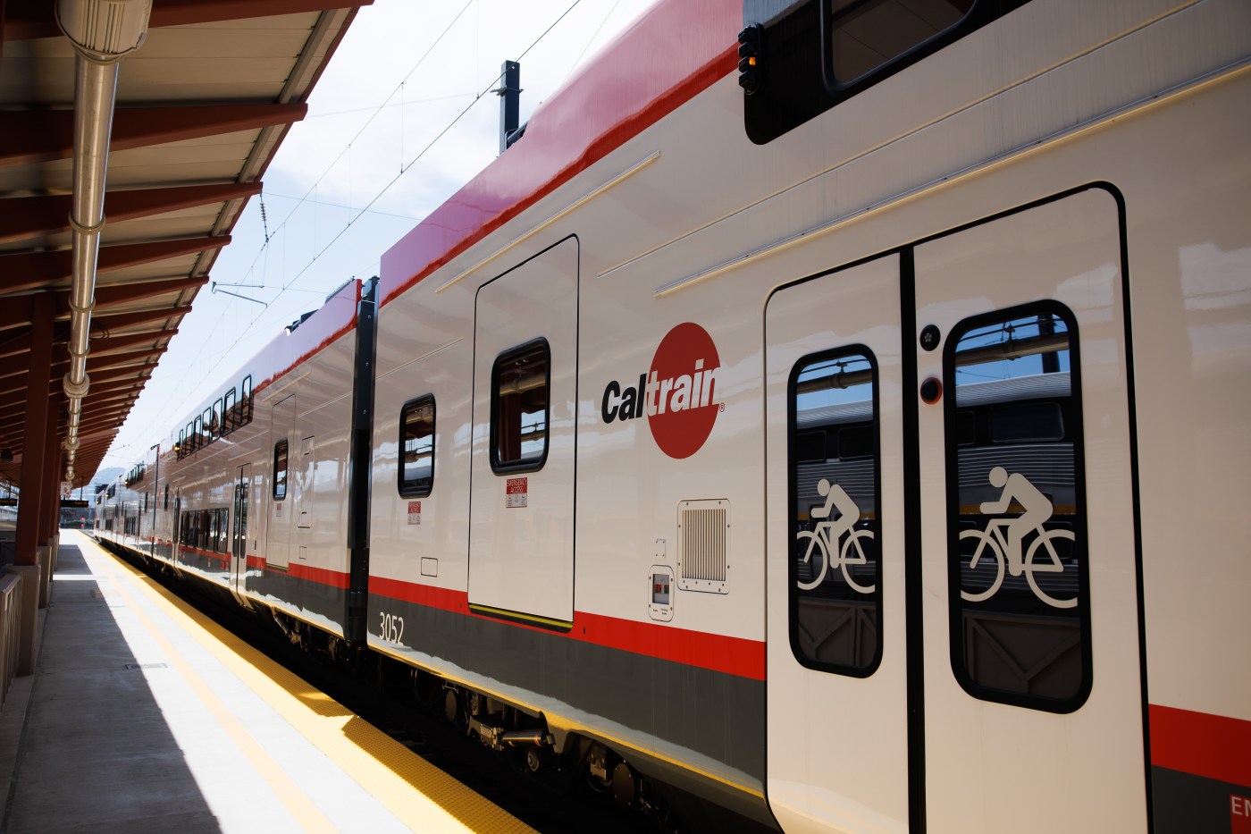  Caltrain reports major delays for all trains 