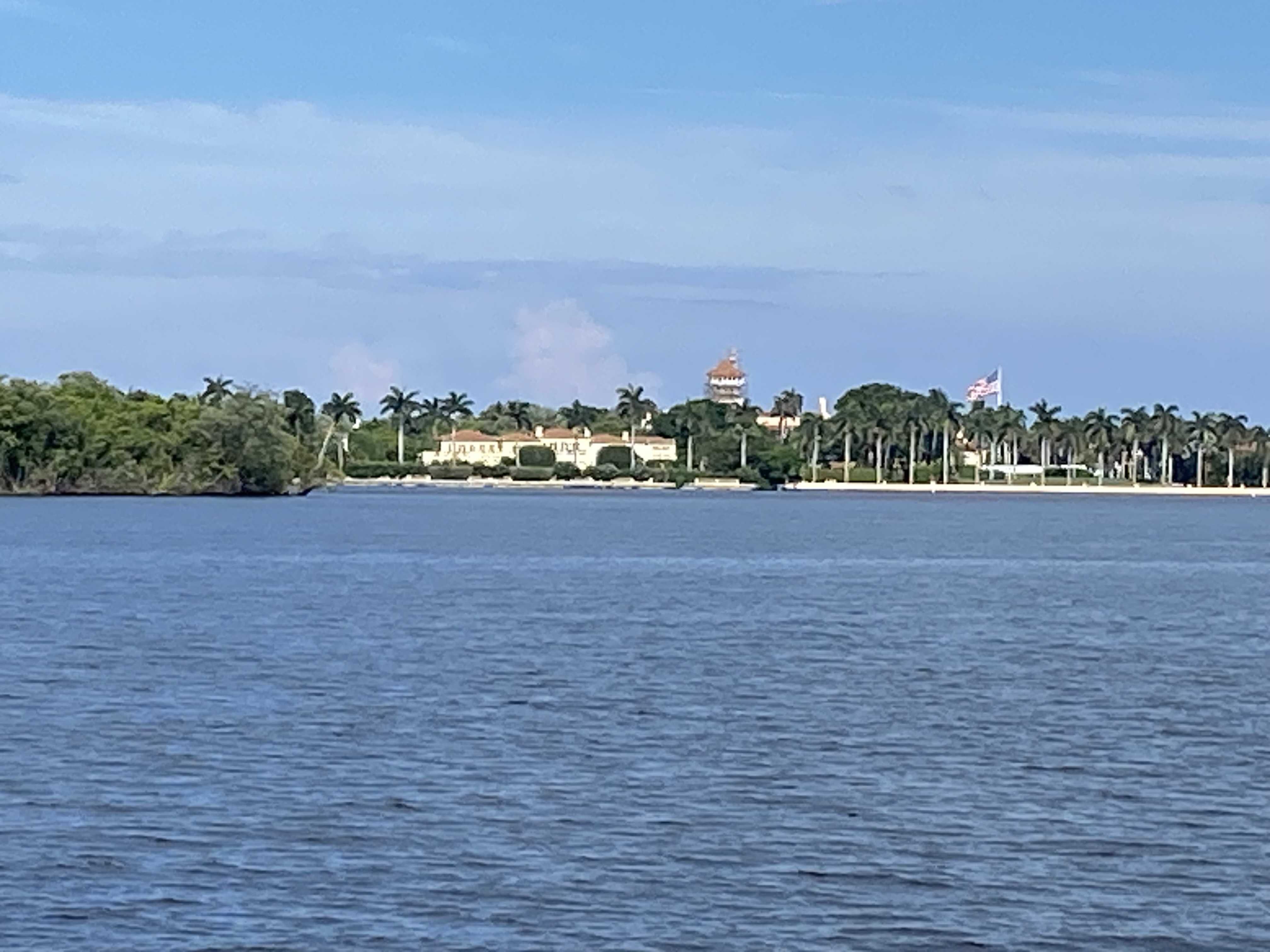  Air force jets intercept civilian aircraft near Mar-a-Lago 