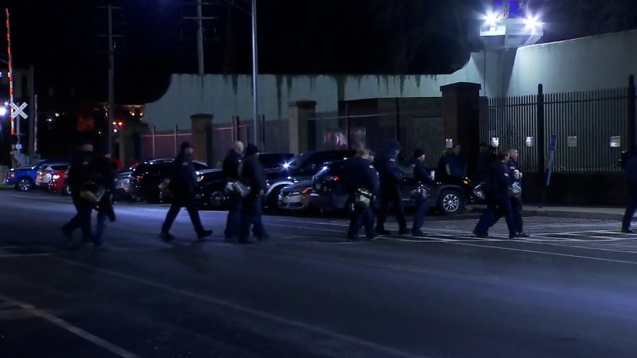  VIDEO: Some Auburn correction officers return to work before morning deadline 