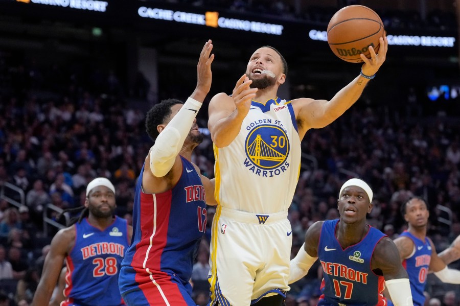  Stephen Curry joins alma mater Davidson as assistant GM for basketball 