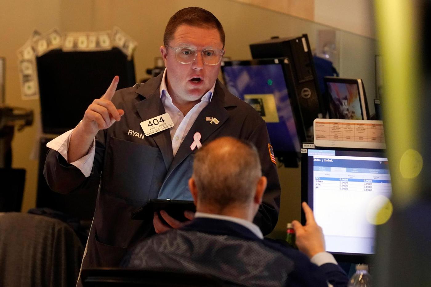  Wall Street gets good news and bounces higher after an encouraging inflation report 