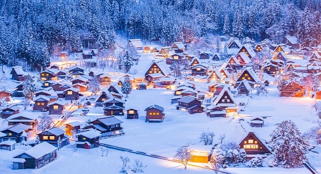  10 Places Known For A Beautiful White Christmas 