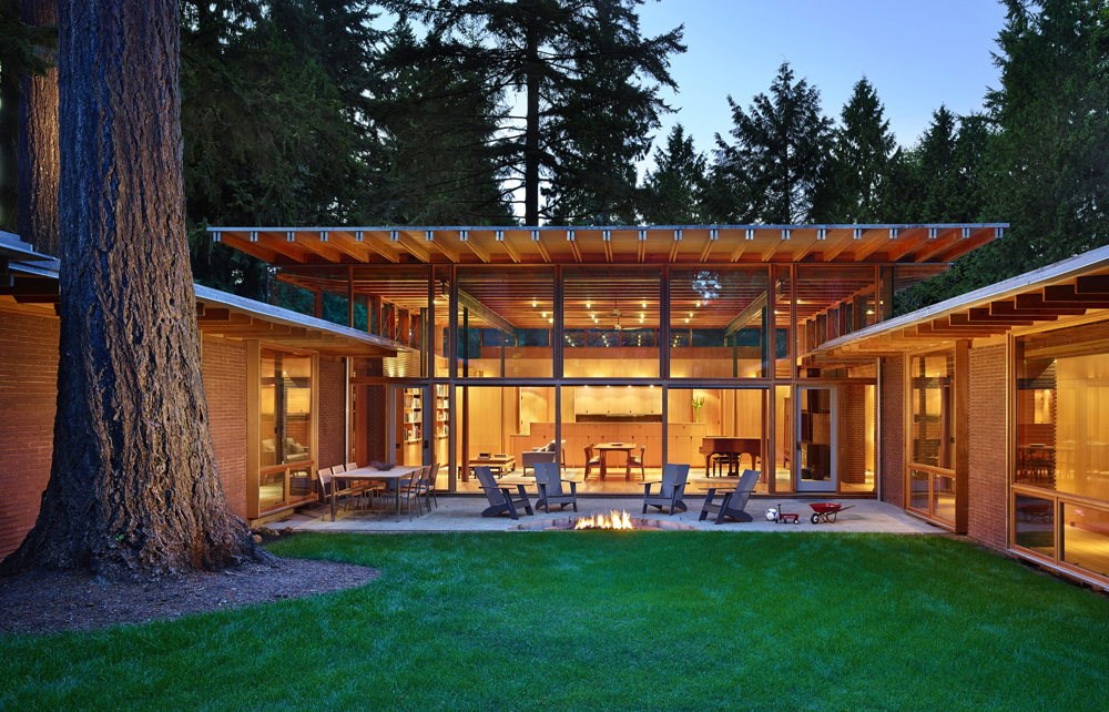  House Beautiful: Seattle-area home is rooted in nature by design 