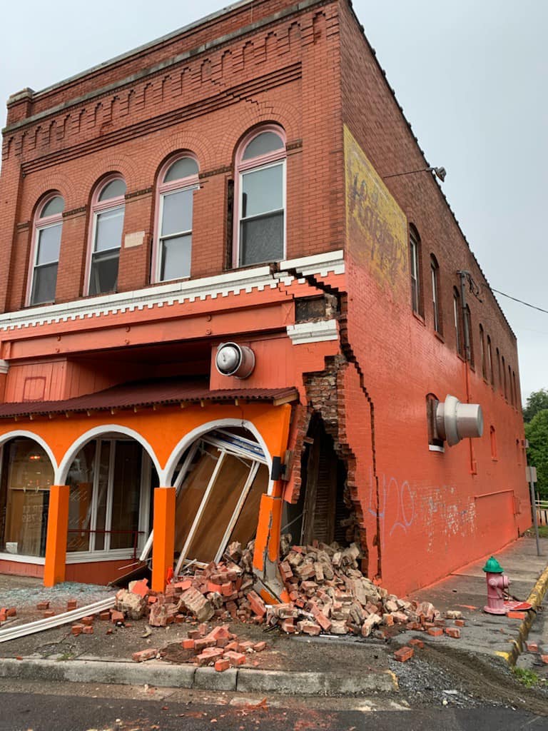  Marion, Virginia: Historic building demolished following vehicle crash 