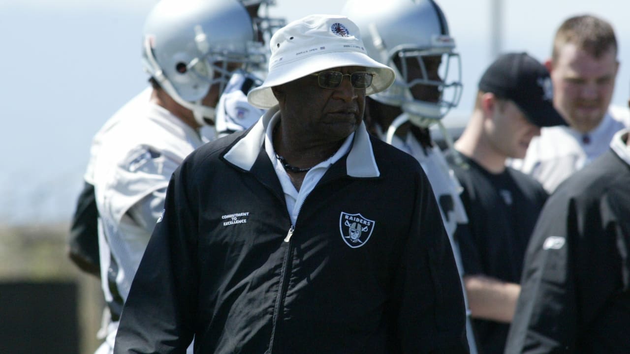  NFL 360 profiles Jimmy Raye, former Raiders offensive coordinator and pioneering college quarterback 