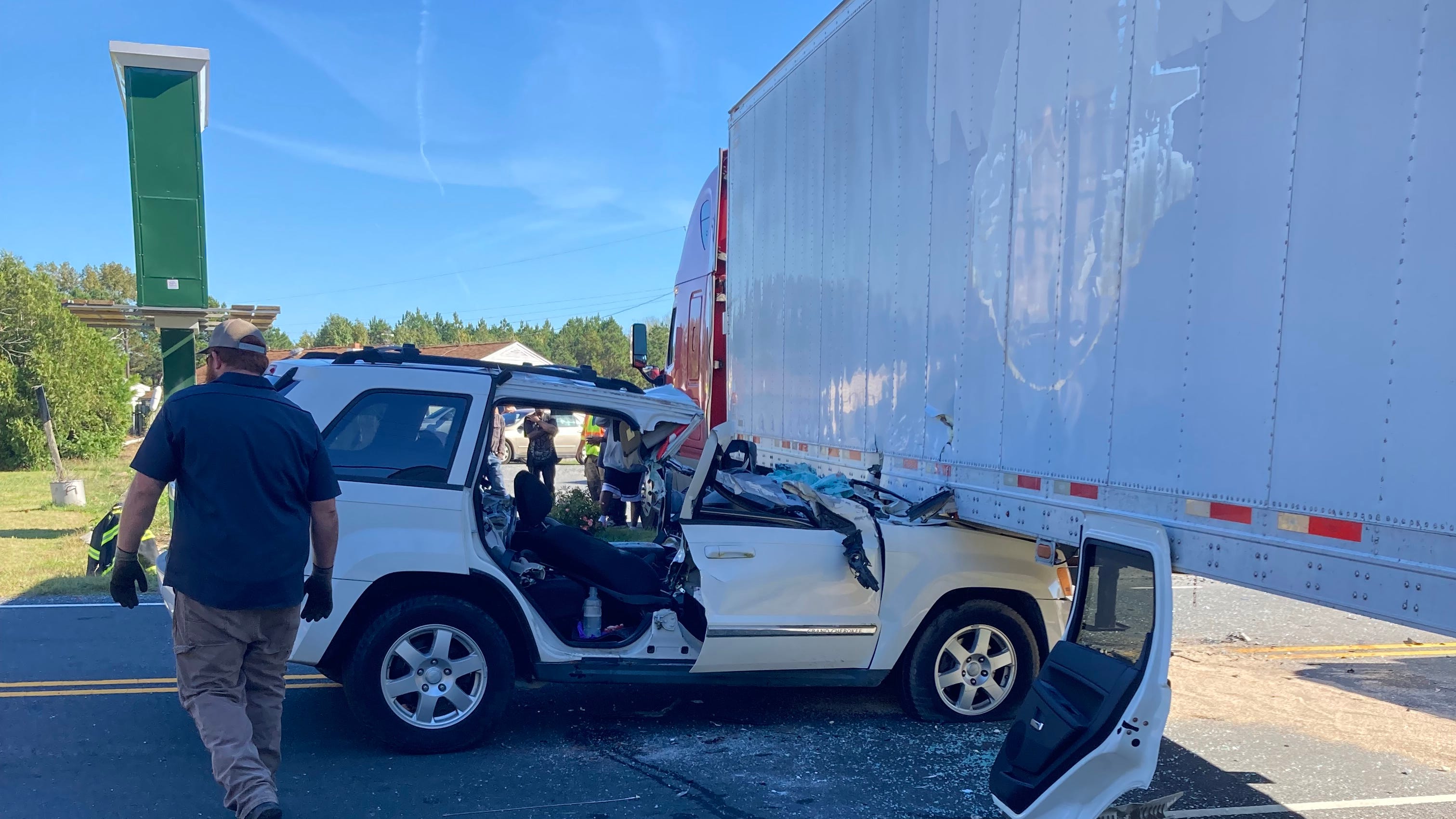  Two injured after Jeep gets lodged under tractor-trailer on Chincoteague Road 