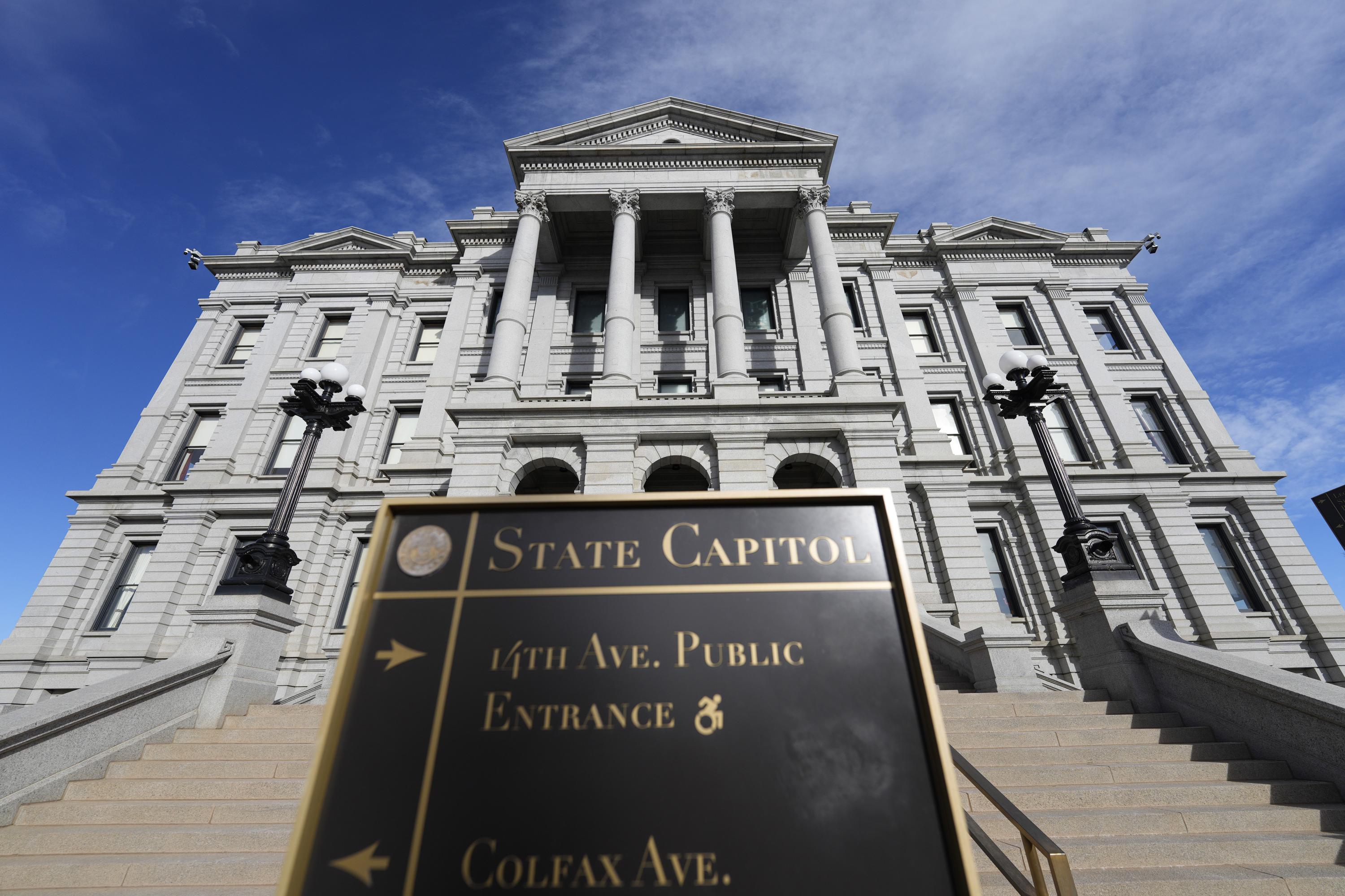  Colorado considers allowing local rent control amid crisis 