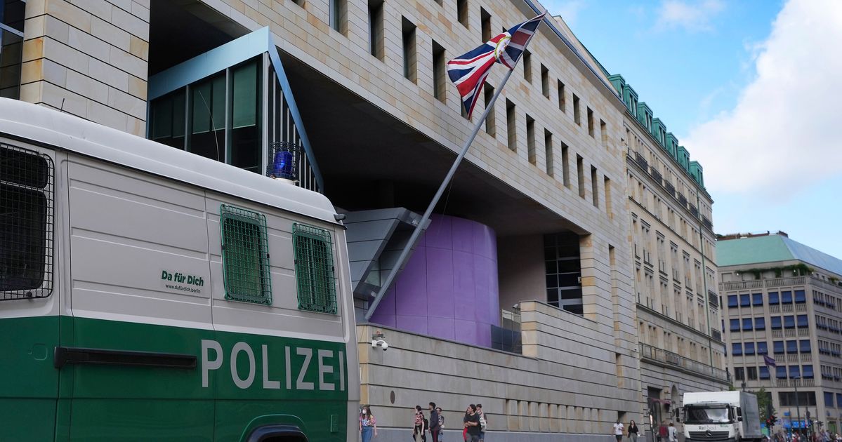  British Embassy Guard In Berlin Gets Prison For Spying For Russia 