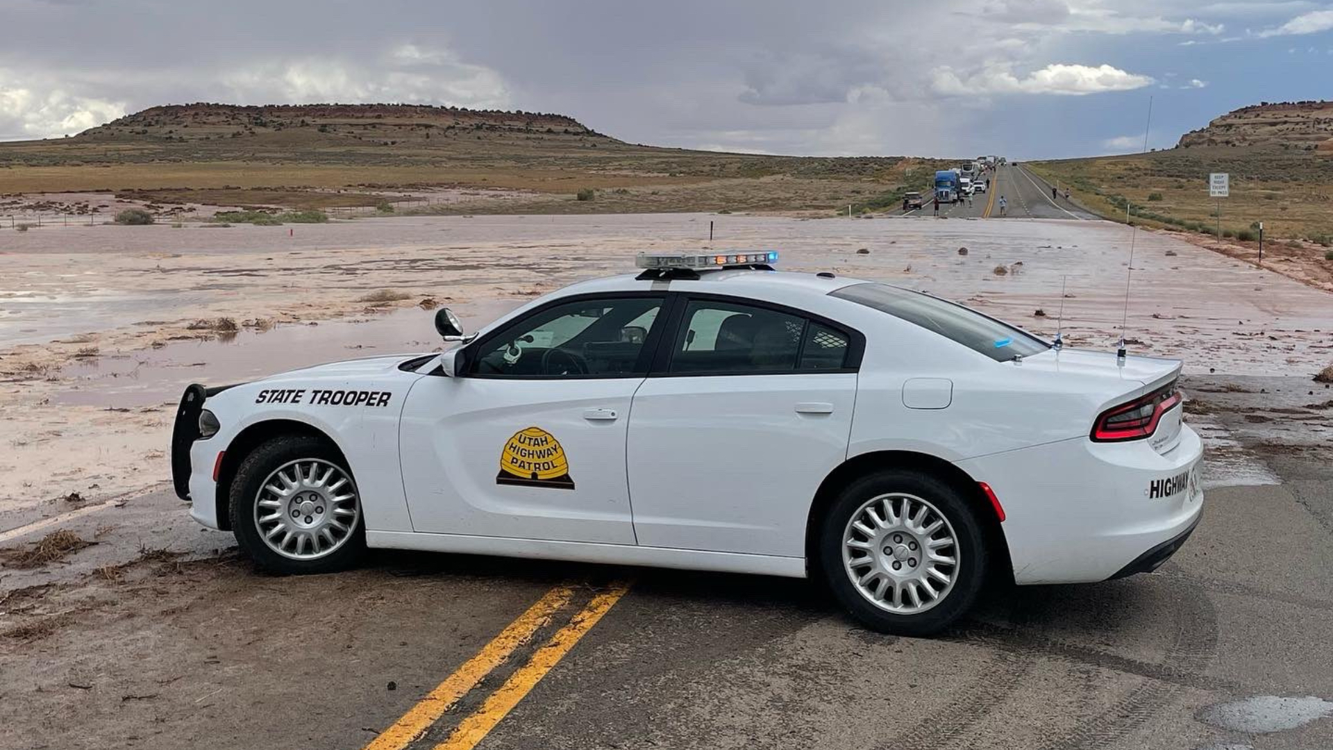  Flooding damages highway, delays travel in southern Utah 
