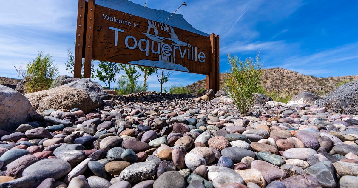   
																Toquerville mayor steps down after divulging potential conflict of interest 
															 