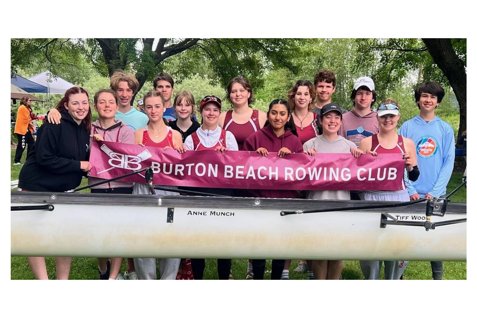  Burton Beach rowers win 4 medals and trip to Nationals 