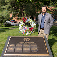  Marine Corps veteran Dr. Seth Grooms lays wreath for App State’s Memorial Day commemoration 
