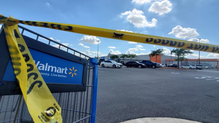  5 juveniles, 3 adults arrested after shooting at Converse home led to evacuation of nearby Walmart, sheriff says 