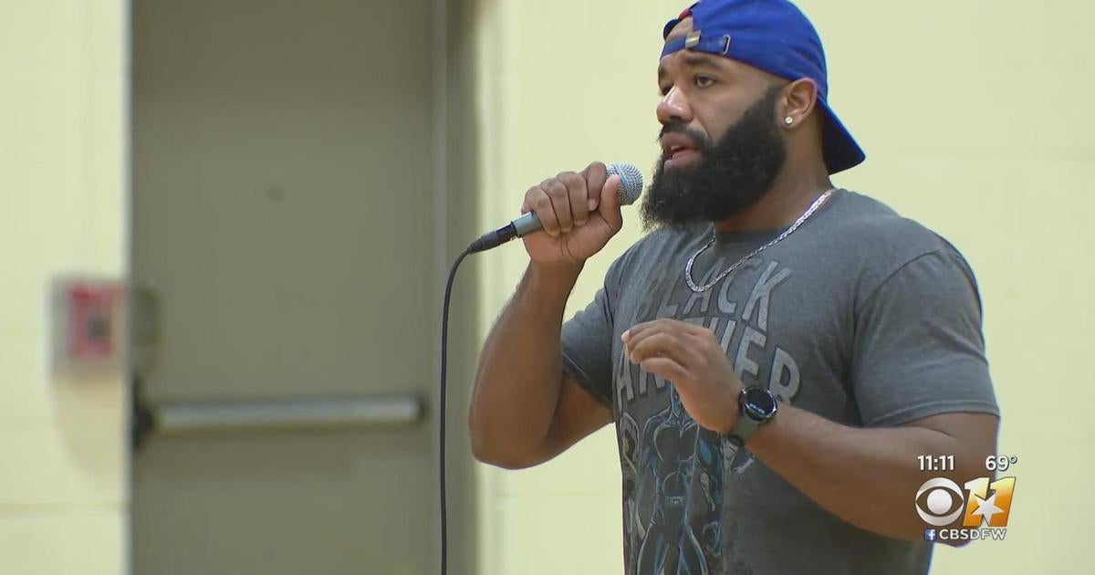  Star of 'Black Panther: Wakanda Forever' speaks to students in Grand Prairie 