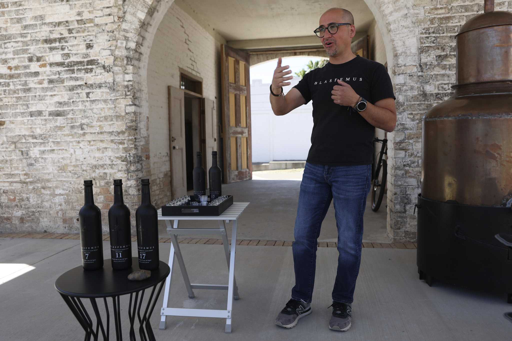  Two entrepreneurs are looking to turn Roma, a Texas border town, into a mezcal mecca 