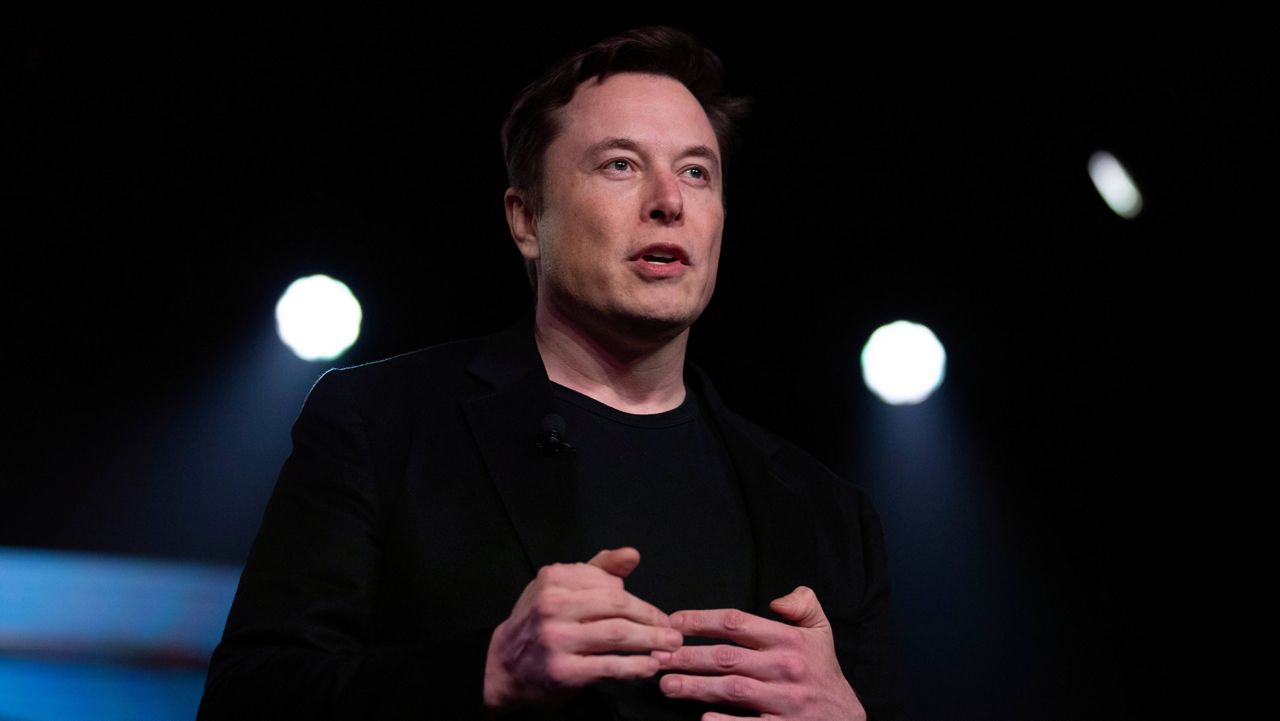  Musk hints at dual headquarters for Twitter in California and Texas 