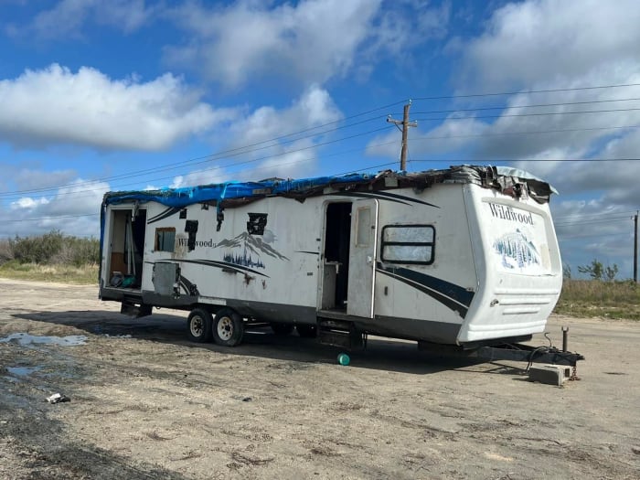   
																‘We’d like to reward you a pair of our shiny silver bracelets’: Aransas Pass PD seeking owner of RV found abandoned near shoreline 
															 