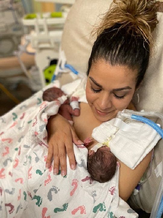  Mom gives birth to identical twins 3 days apart in Texas: 'Very uncommon' 