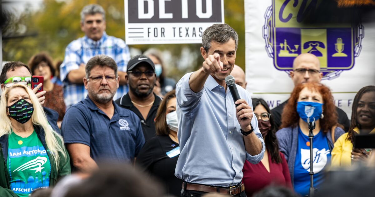  Can Beto O’Rourke show Democrats how to lose less badly in rural America? 