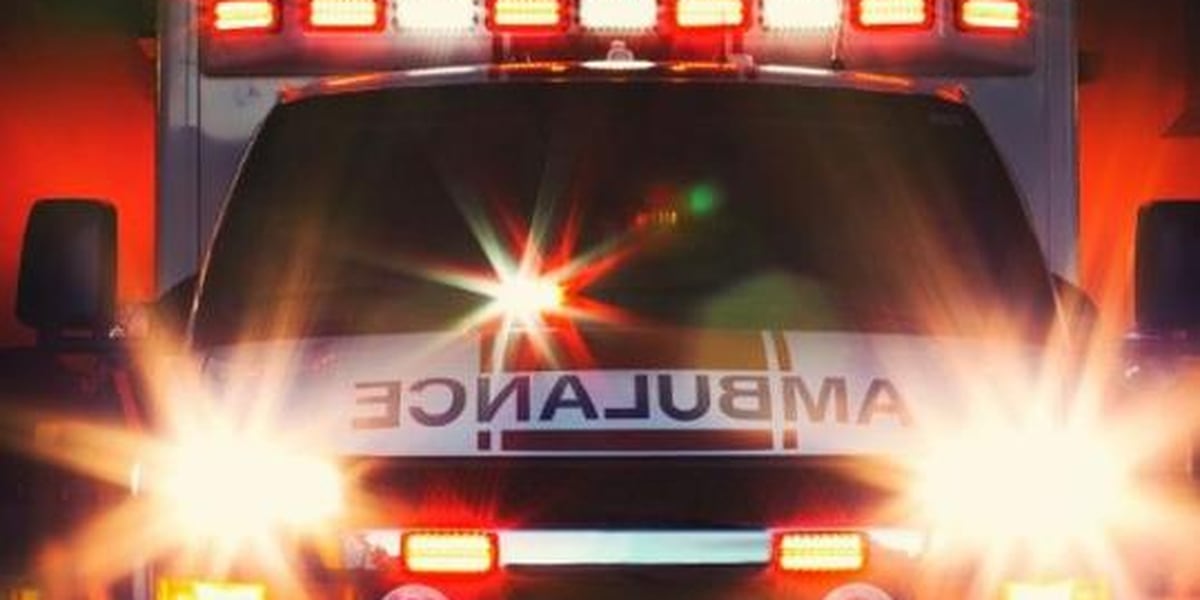  1 dead, 1 seriously hurt after 2-vehicle crash in Hall County 