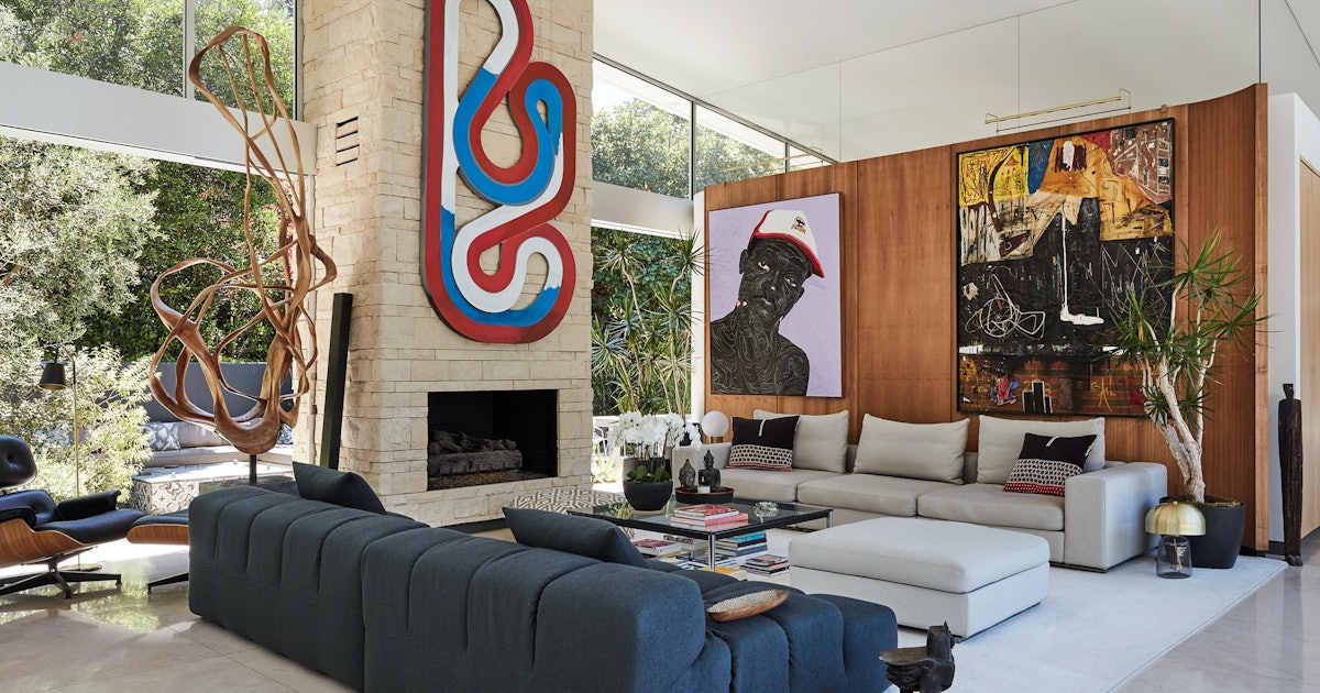   
																An L.A. Home Where Midcentury Meets Contemporary 
															 