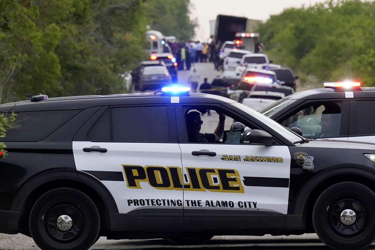  46 People Dead, 16 Hospitalized After Being Found Inside 18-Wheeler in San Antonio 
