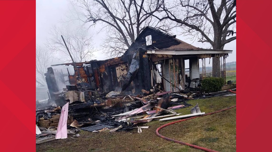  Three dead after house fire in Milam County 