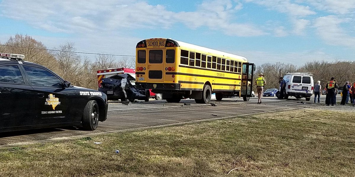  2 injured in Tom Bean ISD school bus wreck 