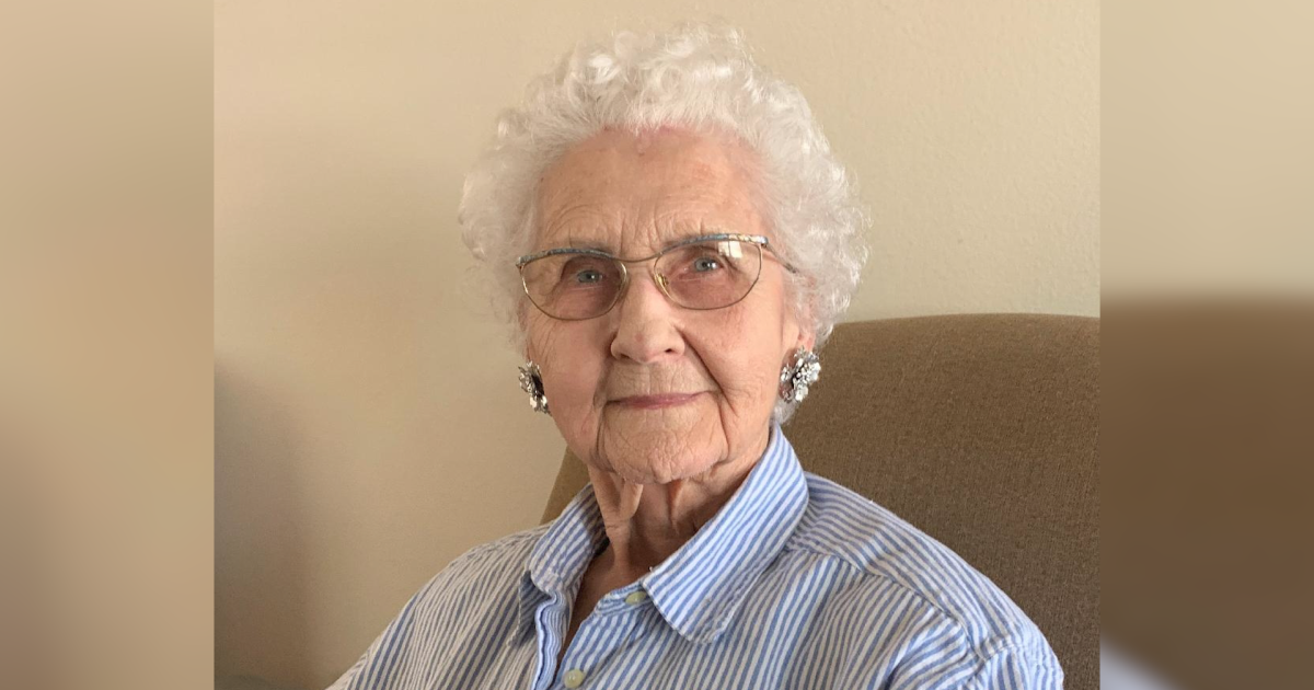  Obituary: Lois Rogan 