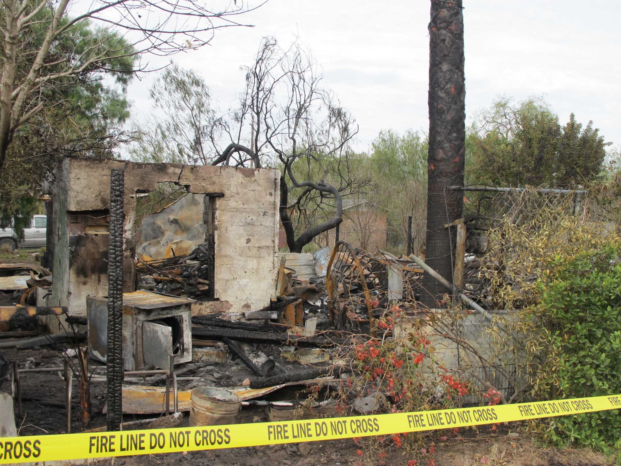  3 children die in Hidalgo County trailer fire 